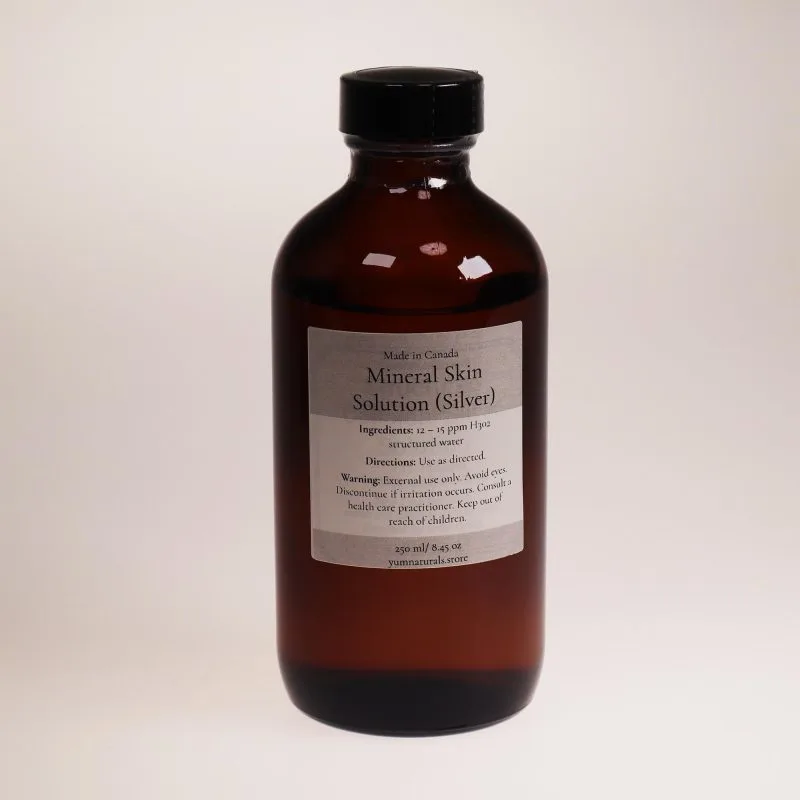 YumNaturals Store Mineral Skin Solution Silver 250 mL 2K72